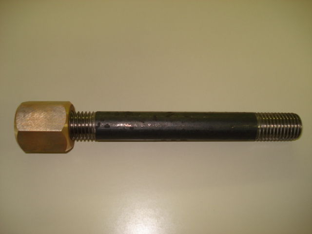 Vierzon - Studs and nuts